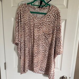 Leopard Print oversized tee